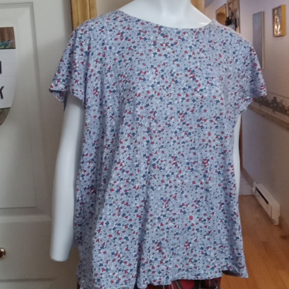 Flowered shirt